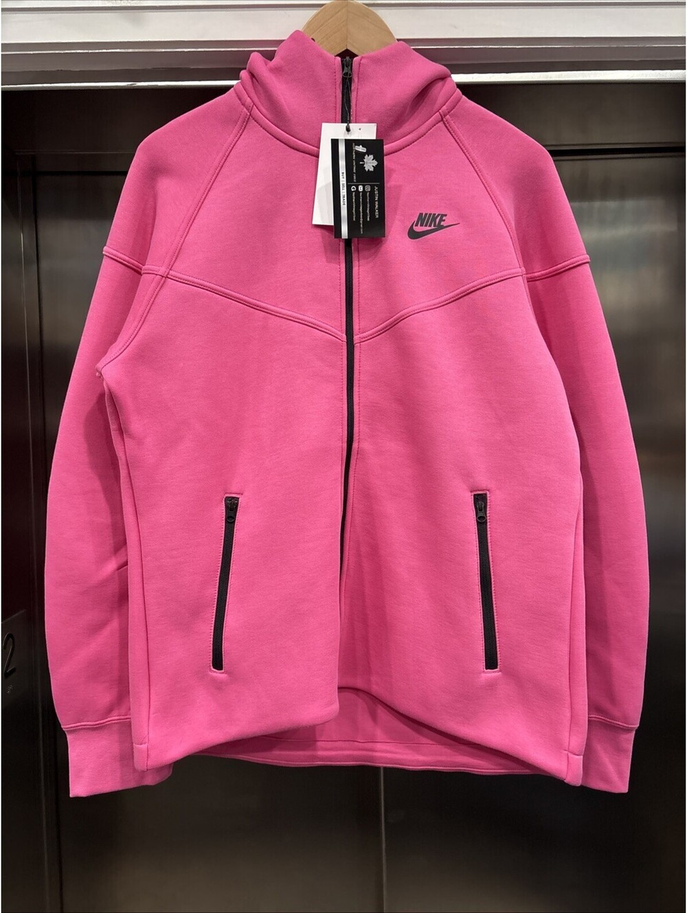* Brand New With Tags* Woman’s Hot Pink Nike Tech Fleece Zip Up Hoodie
